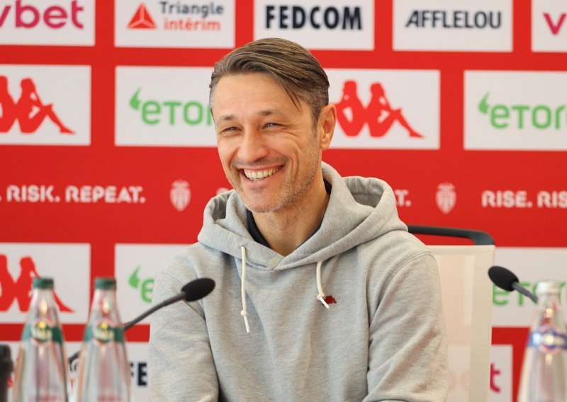 Nakon nagađanja i šuškanja potvrđeno kojeg bundesligaša preuzima bivši hrvatski izbornik Niko Kovač. Trenirat će i jednog od Vatrenih