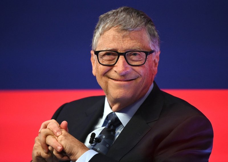 Gates otkrio koji smartfon koristi i mnoge iznenadio: 'Isprobao sam svakakve uređaje...'