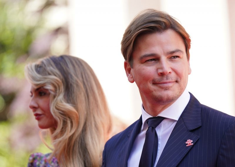 Svi su gledali u njega, a on je vidio samo nju: Josh Hartnett bio je glavna zvijezda crvenog tepiha