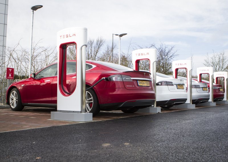Danska odnedavno ima više električnih nego običnih benzinskih crpki