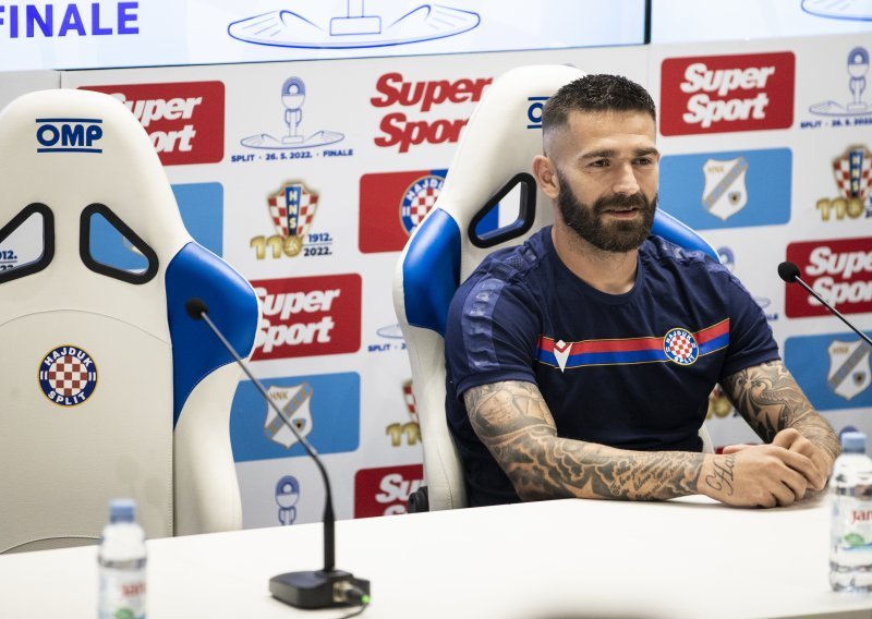 Hajdukov napadač Marko Livaja najavio finale s Rijekom, dotakao se dječaka kojem su Boysi uzeli dres, ali i nove sezone HT Prve lige
