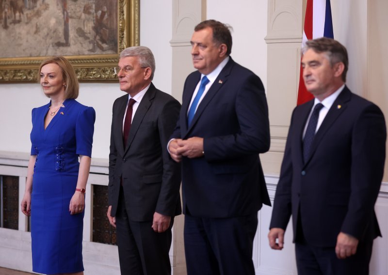 Dodik nakon sastanka s Truss: Neću dopustiti da BiH pomaže Ukrajini