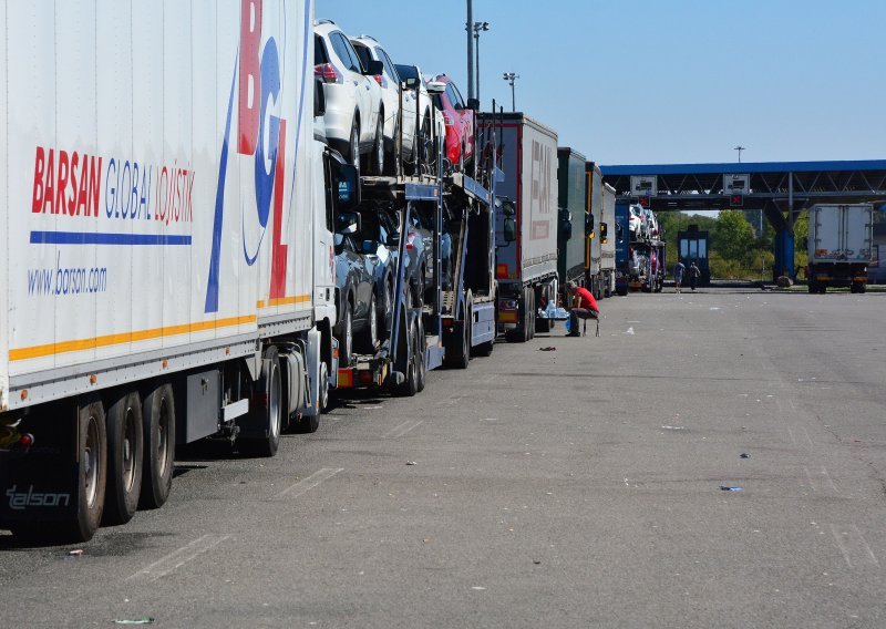 Za lakši protok robe između Hrvatske i Srbije treba ubrzati granične kontrole