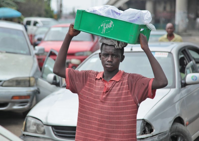 Stampedo u Nigeriji, čekali na podjelu besplatnih namirnica pa došlo do naguravanja; poginula 31 osoba