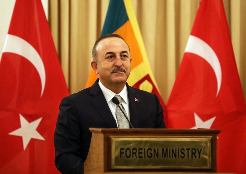 Šef turske diplomacije: Službeno želimo promijeniti ime u Türkiye