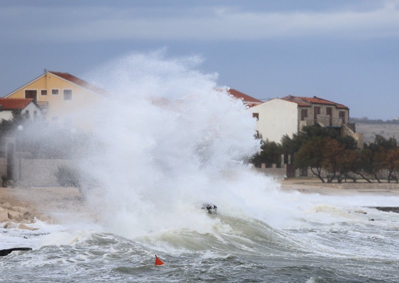 Meteo-alarm: Hrvatskoj prijeti opasno nevrijeme!