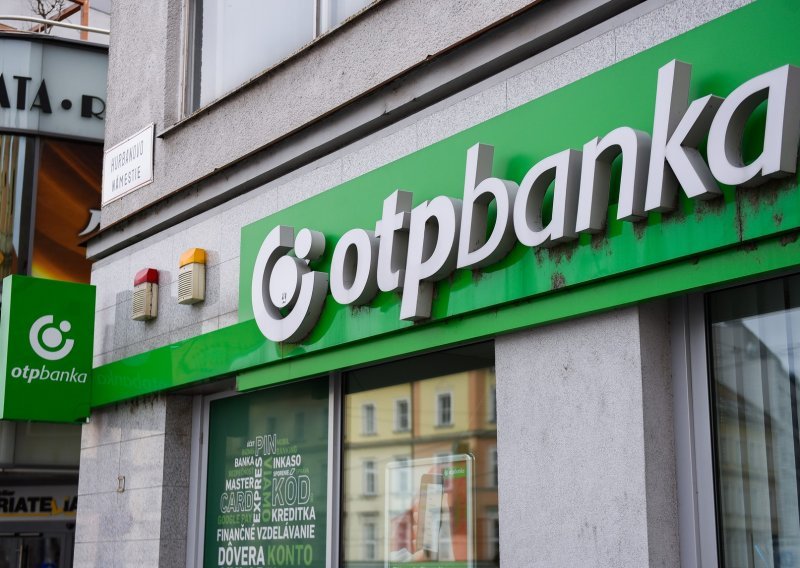 Moguće je da OTP još nije postao najveća banka u Sloveniji zbog suvlasnika ruskog oligarha bliskog Putinu
