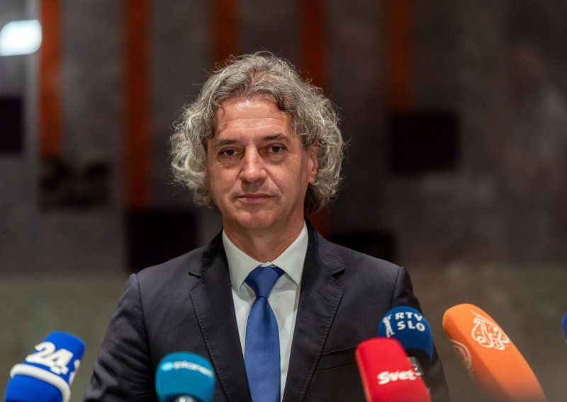 Golob predstavio buduće ministre i ne očekuje 100 dana mira