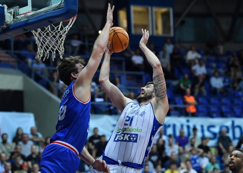 [FOTO] U neizvjesnom okršaju Cibona uzvratila Zadru i izjednačila u finalnoj seriji