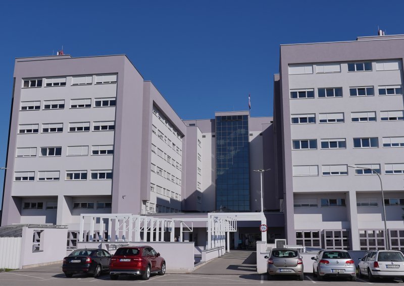 Nakon bombaških prijetnji u školama i policijskim postajama u BiH, danas na meti bolnica u Banjoj Luci, evakuirani pacijenti i zaposlenici