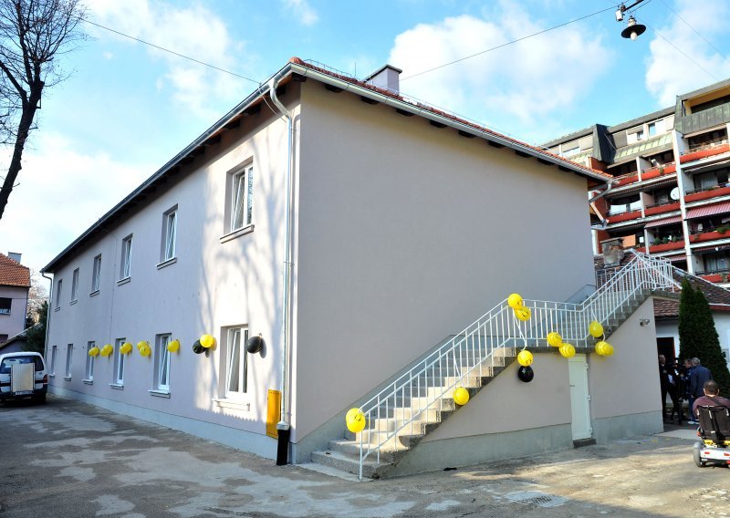 Za kvalitetan život i uključivanje ranjivih građana u društvo, potrebno više od 21.000 paraprofesionalnih pomagača