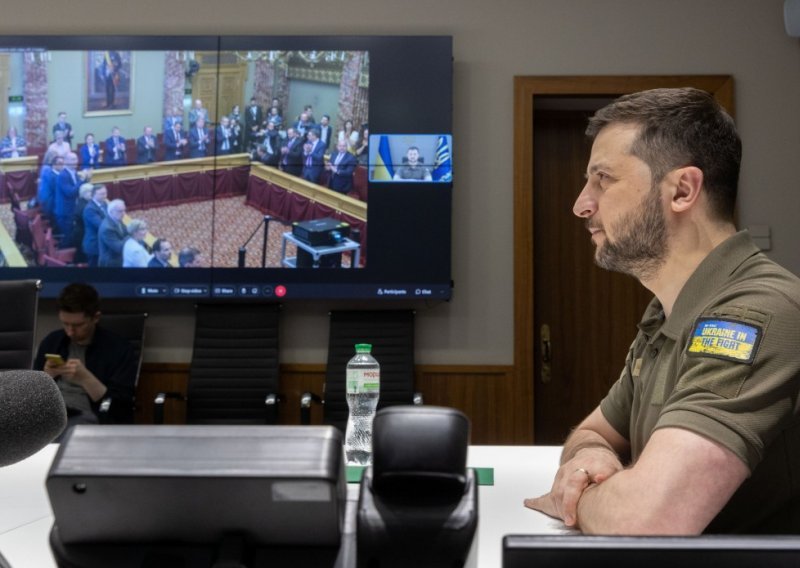 [FOTO] Zelenski nakon sto dana ruske invazije: Pobjeda će biti naša