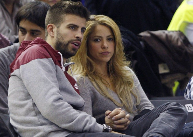 Prekinuli su Shakira i Gerard Pique, navodno zbog prijevare koju mu nije mogla oprostiti