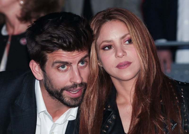 Svi pričaju o fatalnoj plavuši zbog koje su raskinuli Shakira i Pique, a slavni par je skupa snimljen usred šuškanja o prekidu