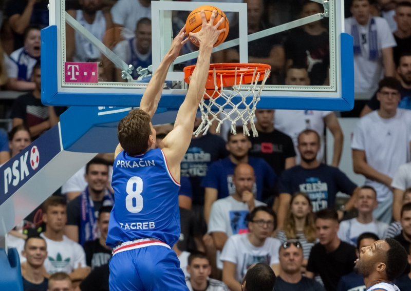 [FOTO] Cibona u dramatičnoj završnici stigla do pobjede u Zadru; 'cibosi' su utakmicu okrenuli u posljednjih pet minuta...