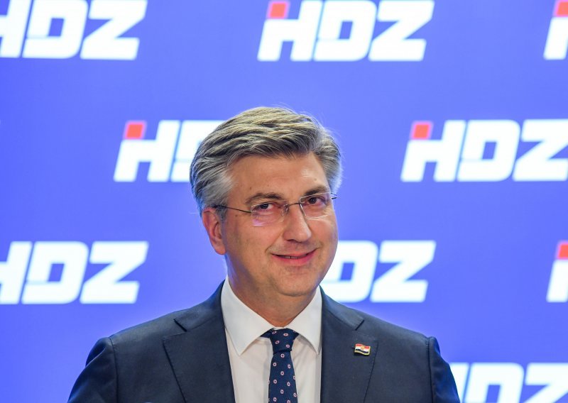 HDZ 'likovao' nakon što mu drugi mjesec zaredom raste rejting: 'Povećali smo razliku u odnosu na partiju posrnulog Peđe Grbina & LNG komesarke Mirele Ahmetović'