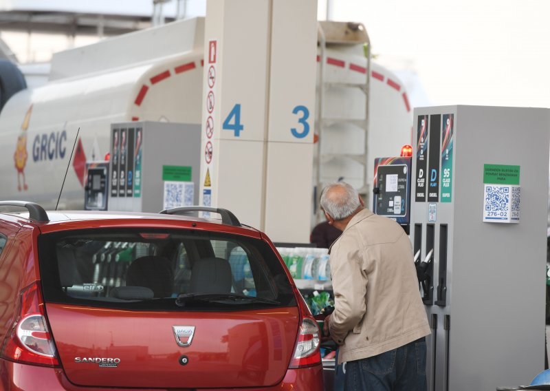 Struka zadovoljna Vladinom uredbom, ali mali trgovci ogorčeni: 'Ovo nema smisla, ugasit ću benzinsku i pretvoriti je u kiosk!