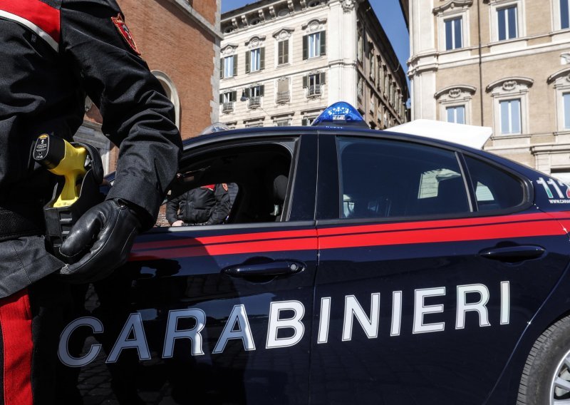 Težak udarac kolumbijskoj mafiji; talijanska policija zaplijenila tone kokaina vrijednog više od 240 milijuna eura