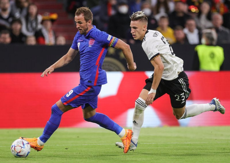 [FOTO] Harry Kane iz penala u samoj završnici spasio Engleze poraza, Talijani bolji od Mađara