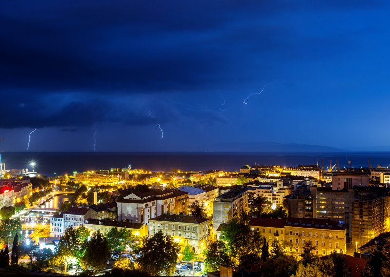 Uključen meteoalarm za dijelove Hrvatske, DHMZ upozorava na potencijalno opasno vrijeme