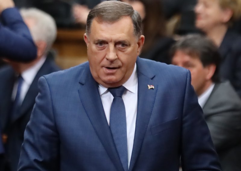 Ustavni sud BiH poništio secesionističke dokumente RS-a, Dodik negira odluku: 'Republika Srpska ide svojim putem'