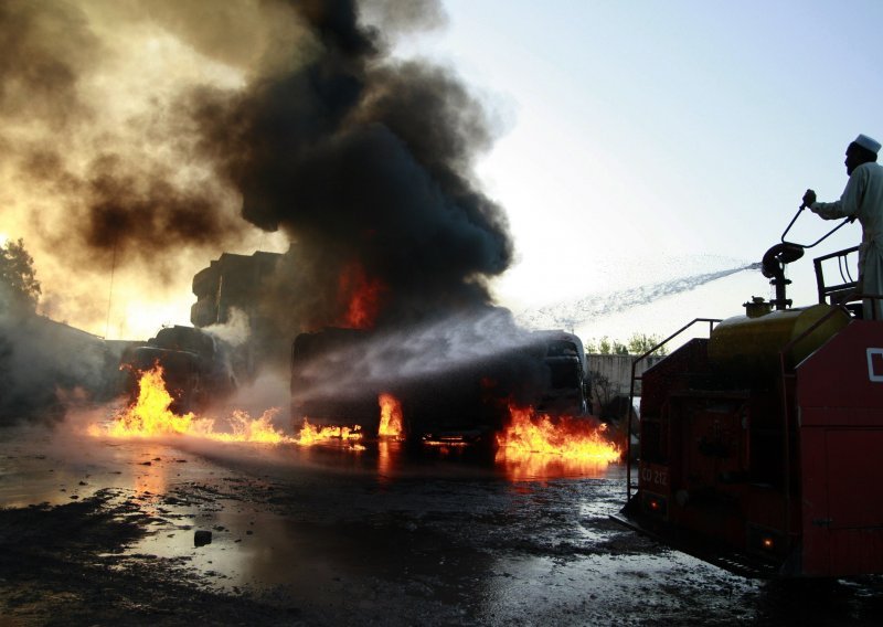 U eksploziji bombe na tržnici ubijeno sedam osoba