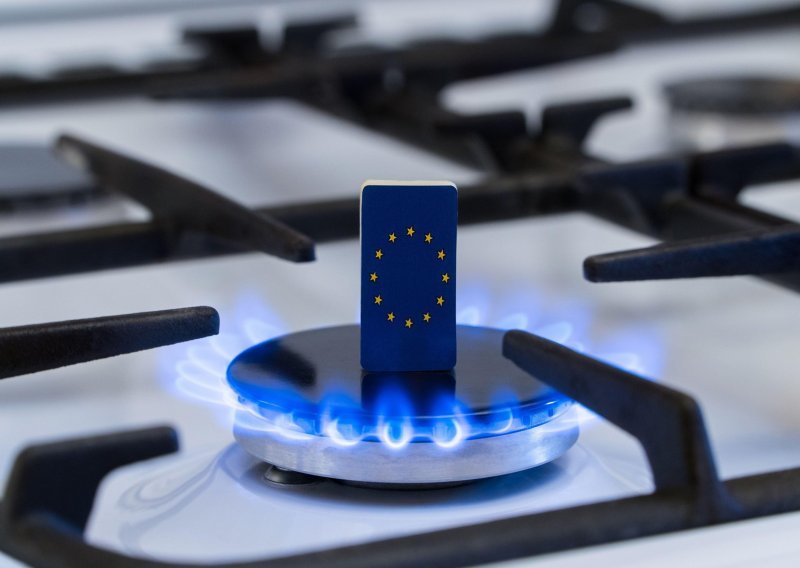 Europu ove godine čeka hladna zima, a sve više stručnjaka tvrdi da su nestašice plina sigurne: Industrija će trpjeti, grijanje domova je prioritet