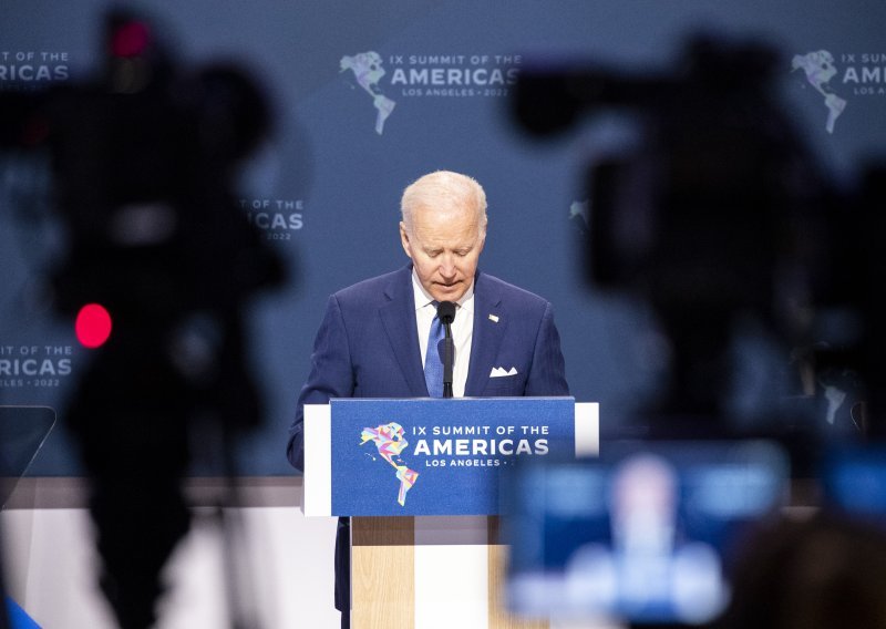 Biden u sjedištu CIA-e pohvalio 'tihu hrabrost američkih špijuna'