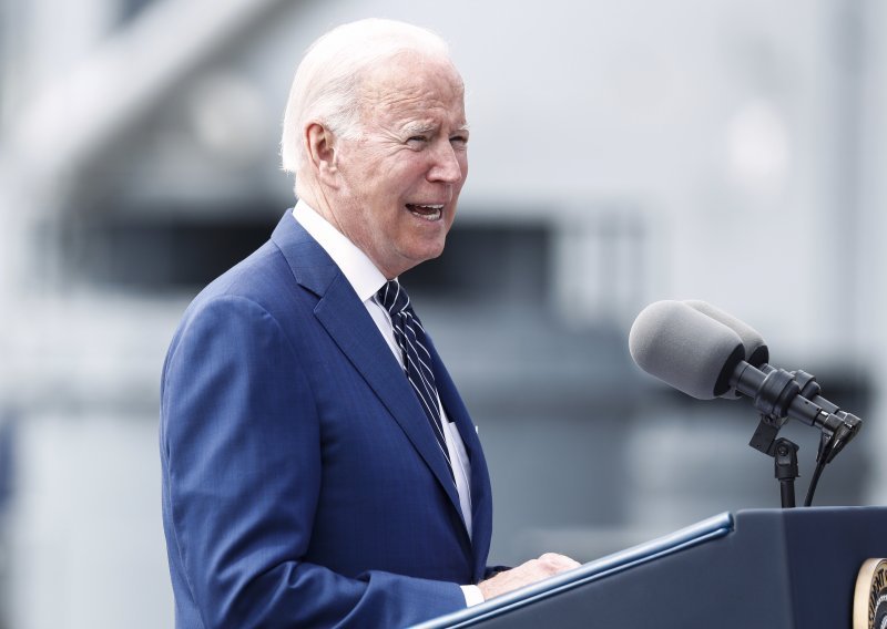 Biden: Imali smo informacije da će Putin prijeći granicu, ali Zelenski nije htio čuti naša upozorenja