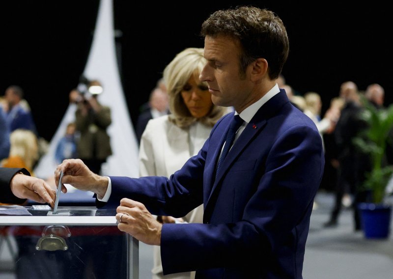 Francuzi izlaze na izbore, hoće li Macron pasti na testu popularnosti?