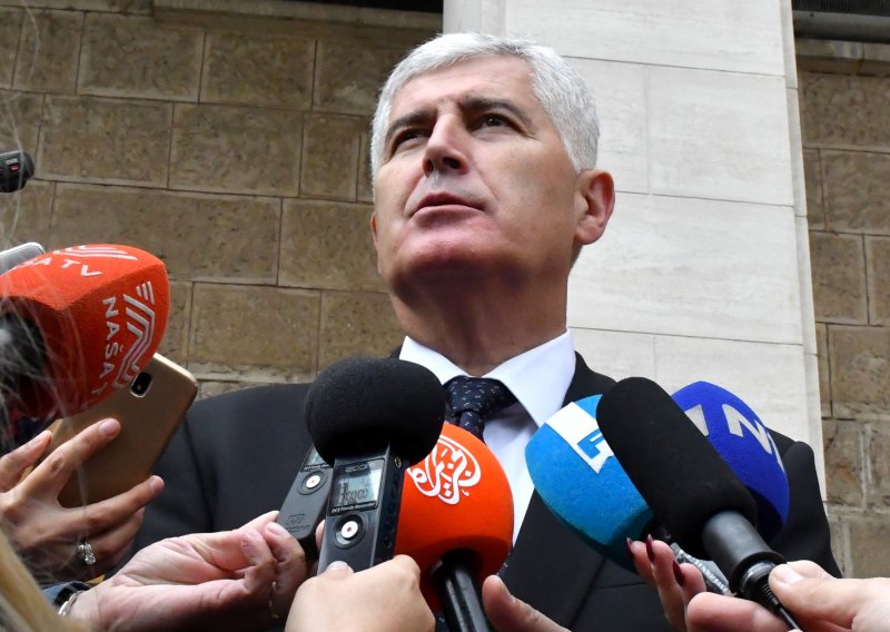 Čović objasnio zašto se nije pojavio na sastanku u Bruxellesu: 'Netko je podmetnuo kukavičje jaje'