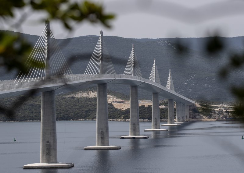 Butković: Sve ide po planu, pelješki most otvara se 26. srpnja
