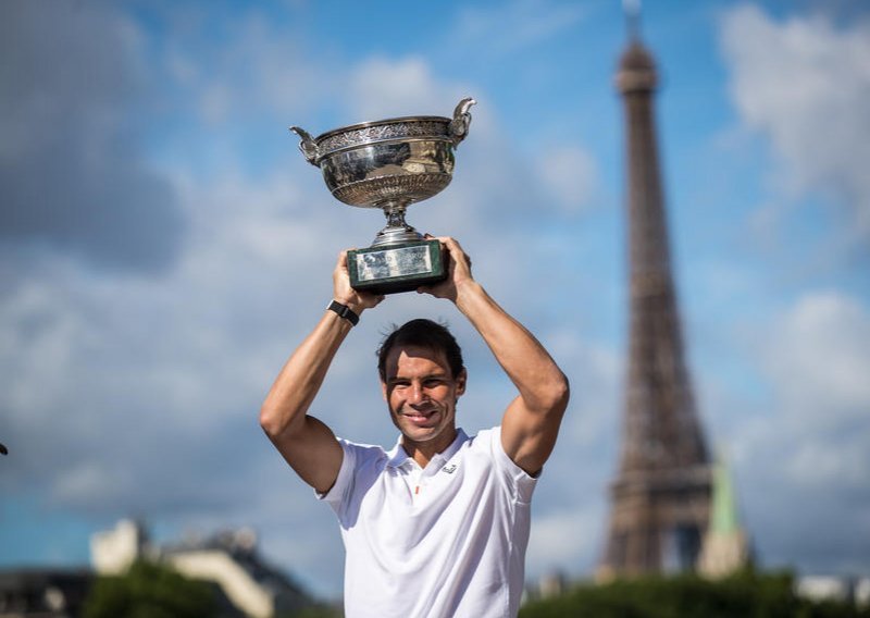 Rafael Nadal nakon Roland Garrosa završio na štakama, ali već trenira na travi; evo koji mu je plan za Wimbledon