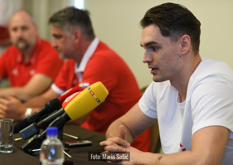 Mario Hezonja pred hrvatskim novinarima otvoreno o svemu: Često sam krivo interpretiran, a njegove riječi... Polaskan sam, on je doktor ovog sporta