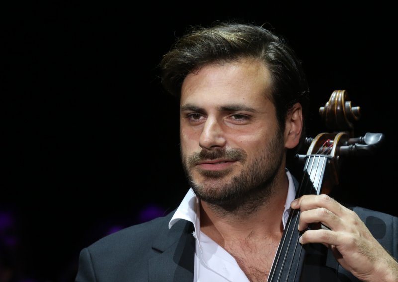 Stjepan Hauser slavi i to u društvu najmilijih: Čestitke pljušte sa svih strana