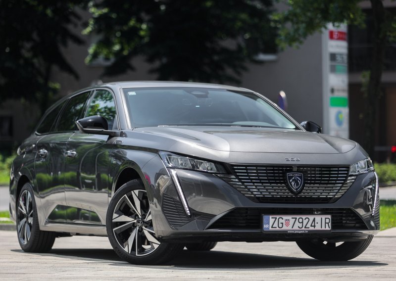 [FOTO/VIDEO] Peugeot 308 SW stigao i kod nas: Moderan i učinkovit karavan C-segmenta koji oduševljava svojim izgledom