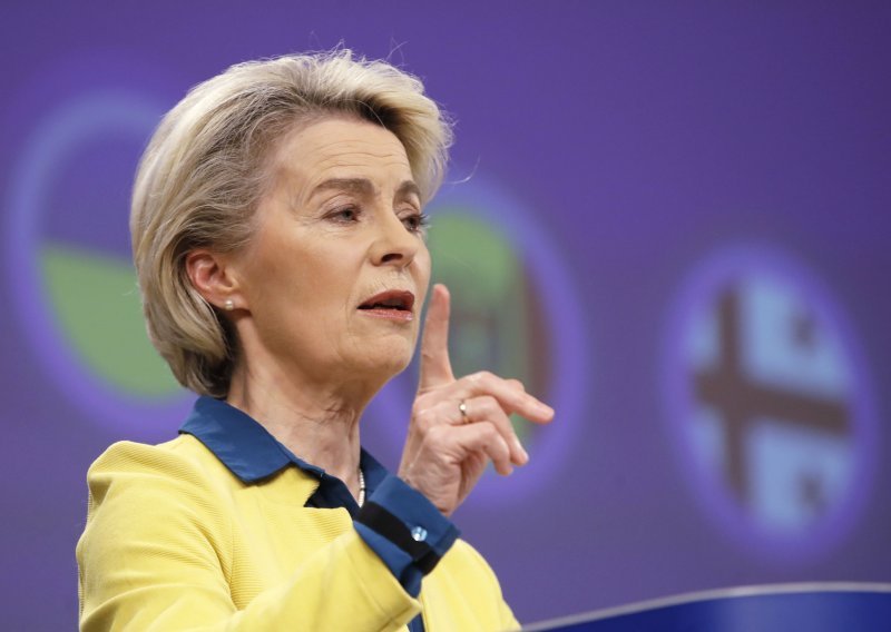 Von der Leyen: Ukrajina sad ima europsku perspektivu, ali treba riješiti problem medija, korupcije i pretjerane moći oligarha