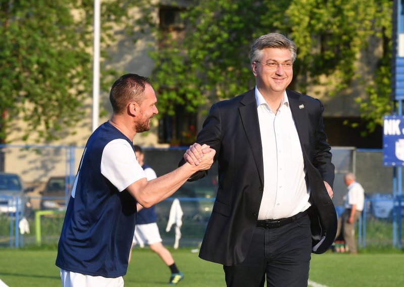 [FOTO/VIDEO] Plenković na obljetnici: HDZ je jedinstven, nema suverenističkijeg poteza od spajanja Hrvatske mostom Pelješac