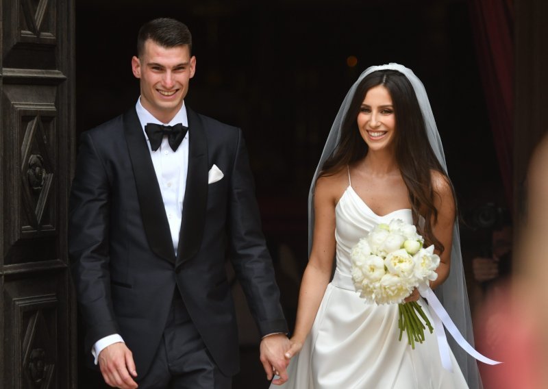 Zadarska svadba godine: Vjenčali se Dominik Livaković i Helena Matić