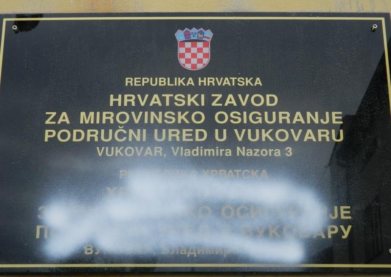 Novi napad na dvojezične ploče u Vukovaru