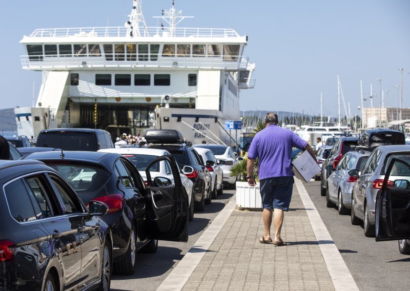 Pojavili se prvi znakovi kako nas čeka najbolja turistička sezona ikad, uz ovakve cijene bit će i više novaca