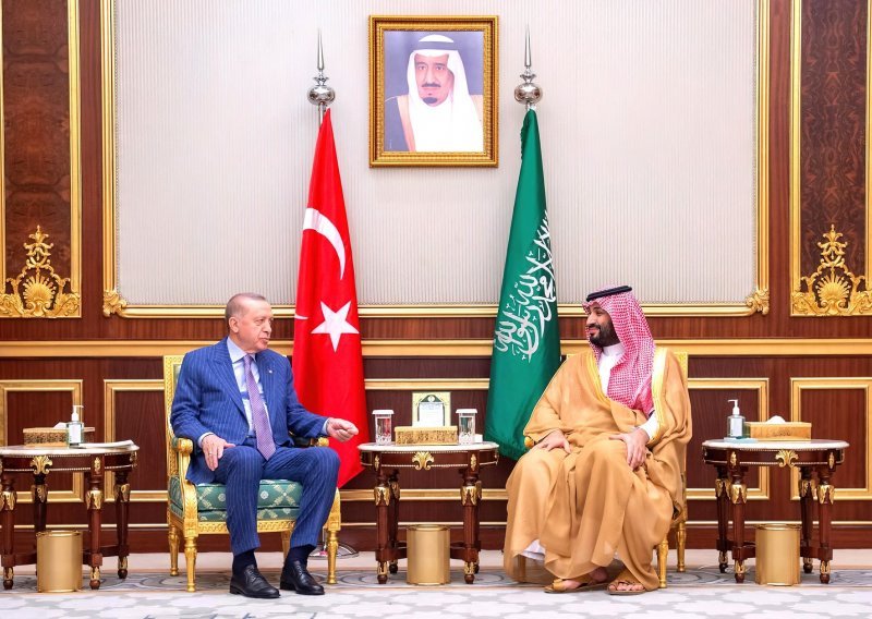Erdogana i bin Salman se sastaju prvi put nakon više godina, žele bolje odnose Ankare i Rijada