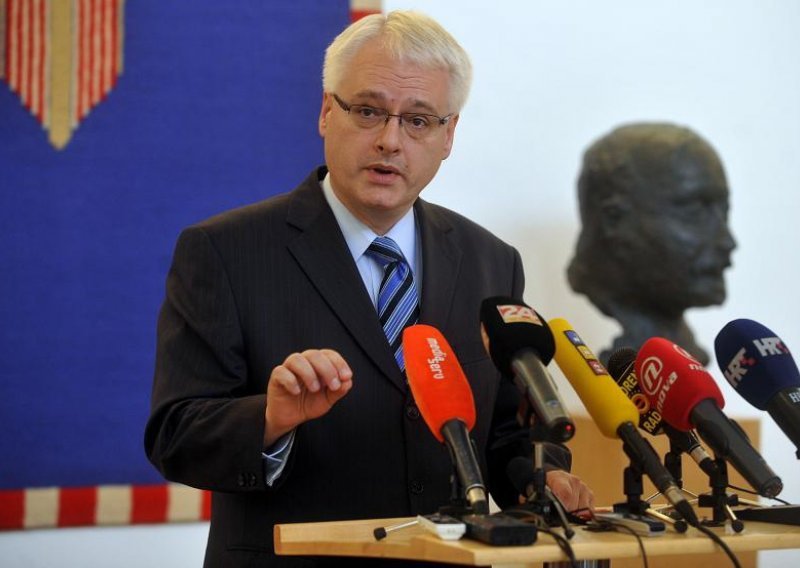 'Previše se bavimo time gdje će Sanader sjediti'