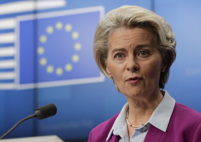 Von der Leyen pozvala zastupnike Sjeverne Makedonije da prihvate francuski prijedlog oko spora s Bugarskom