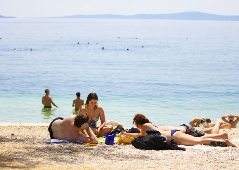 Pretežno sunčano i vruće, ali u jednom dijelu Hrvatske mogući su pljuskovi