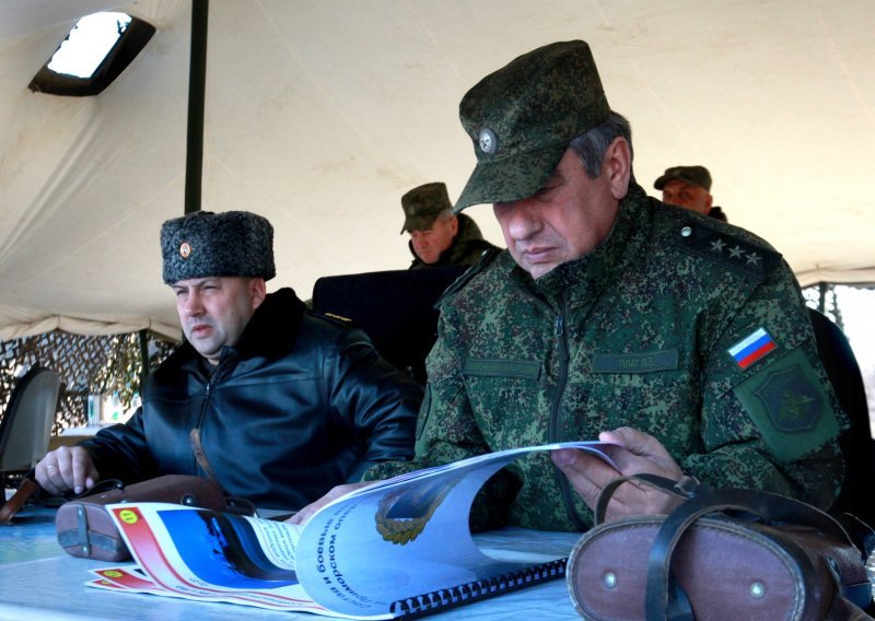 Ruski ministar obrane posjetio vojnike u Ukrajini