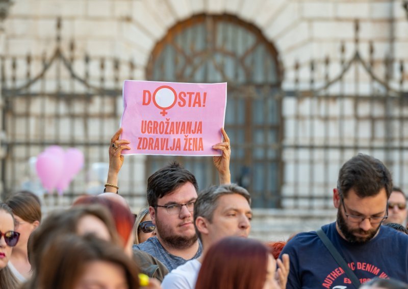 Profesorica prava: Nema mjesta panici, pobačaj se u Hrvatskoj ne može zabraniti