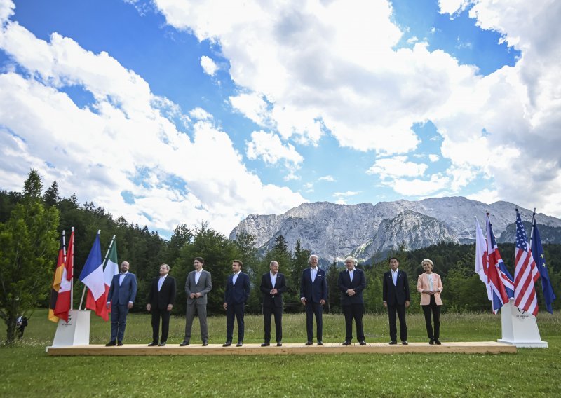 Čelnici zemalja G7 obećali vojnu i financijsku pomoć Ukrajini 'koliko god to bude trebalo'