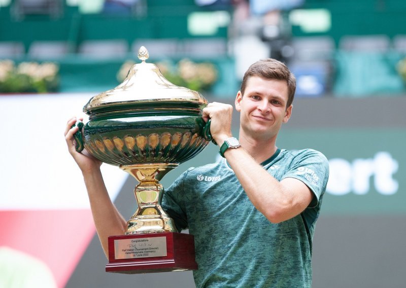 Hubert Hurkacz odlučio: Svaki as na Wimbledonu - donacija za Ukrajinu!