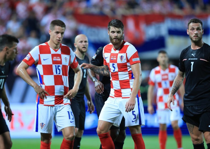 Priprema se teren za transfer hrvatskog reprezentativca; prelazi iz jednog europskog velikana u drugi gdje bi ga dočekala naša nogometna legenda